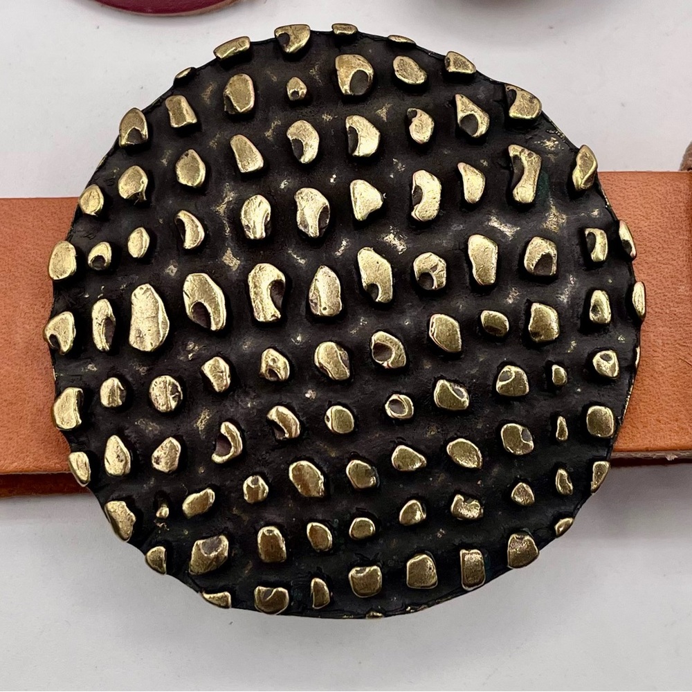 Round " Burling " buckle brass
